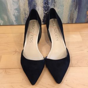 Sole Society Black Suede Pumps / Heels